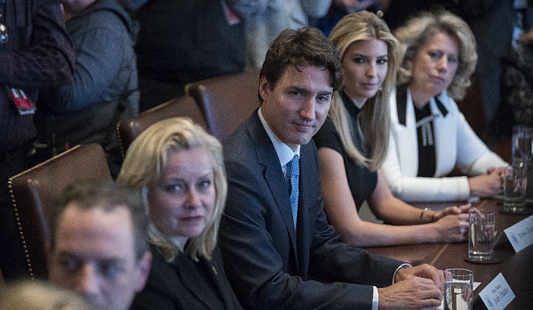 伊万卡·特朗普与加拿大总理热聊 同框好养眼 - 5