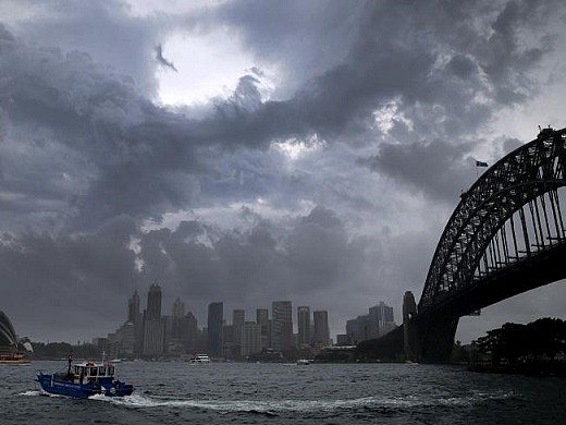 悉尼小伙伴要哭!本周末天气又“变脸” 又一波风暴来袭或有雷暴(图) - 1
