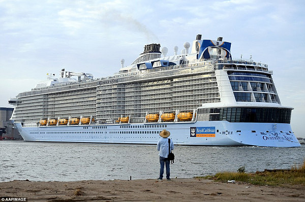 全球第四大邮轮携5000旅客被迫停靠布里斯班港（组图+视频） - 1