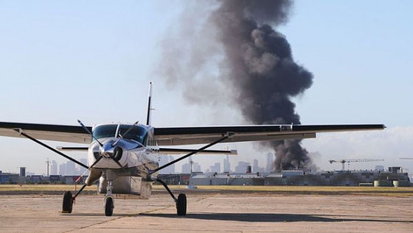 墨尔本Essendon机场坠机事故：飞行员遭交通安全局调查 遗孀几近崩溃 - 1