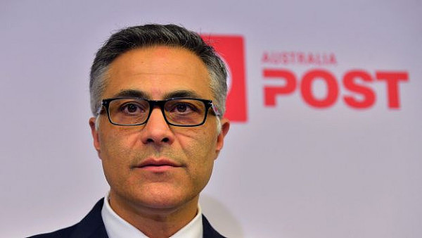 澳洲邮政CEO宣布辞职! 刚被总理谭保吐槽其$560万天价年薪! - 1