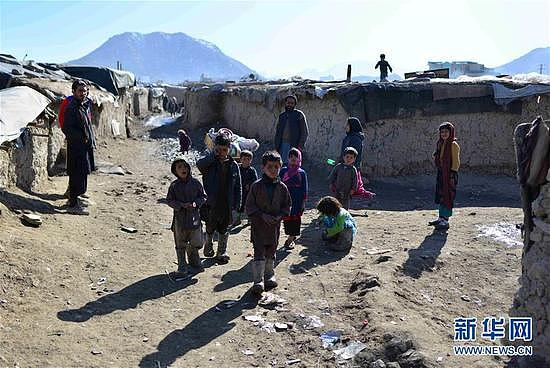 阿富汗多地遭遇强降雪冰冻 两个月至少239人遇难 - 1