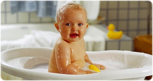 Baby-Drowns-In-Bathtub-While-Mom-Is-In-Er.jpg,0