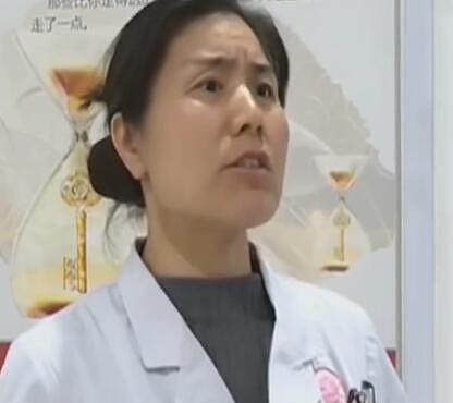 230斤产妇坐着剖腹产 20多名医生跪着开刀 - 5