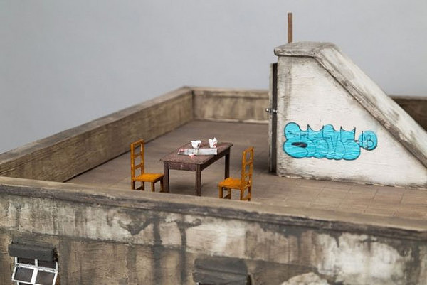 叹为观止!澳洲艺术家用纸板将香港九龙的庙街缩小了(组图) - 6