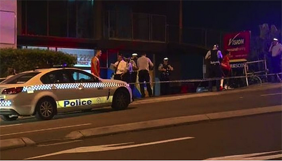 太猖狂！悉尼男子夜闯健身房刺伤三人 逃跑途中两次持刀抢劫加油站（视频） - 7