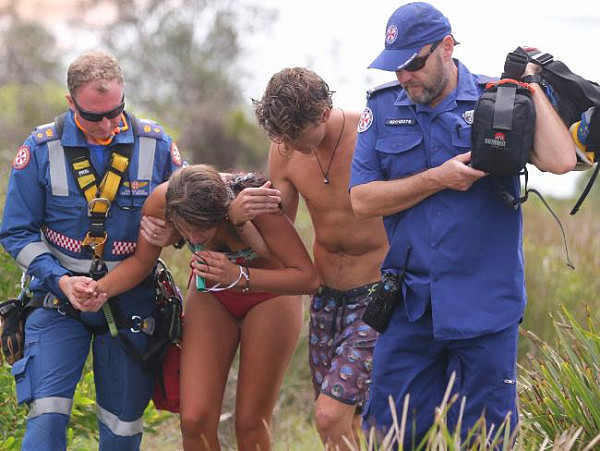 No zuo no die！女游客在悉尼北海岸跳崖被急送医 疑似脊椎受伤（图） - 3