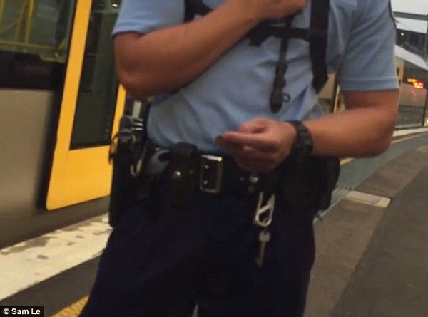 “你个自以为是的混蛋” 悉尼警察火车站“爆粗”盘问无辜男子 全程4分15秒被判赔偿$3201(视频) - 3