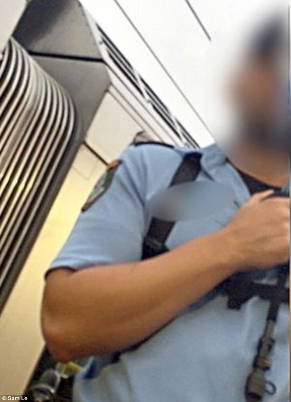 “你个自以为是的混蛋” 悉尼警察火车站“爆粗”盘问无辜男子 全程4分15秒被判赔偿$3201(视频) - 2
