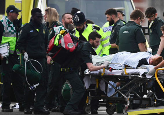 最新：伦敦恐袭已导致5人死亡，约40人受伤！一名中国游客被撞伤 恐袭嫌犯照片曝光 (视频)  - 21