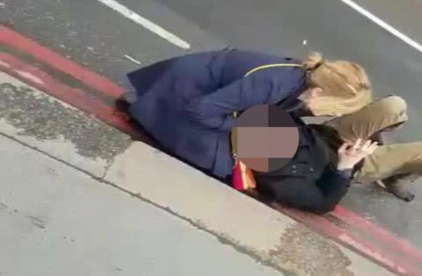 最新：伦敦恐袭已导致5人死亡，约40人受伤！一名中国游客被撞伤 恐袭嫌犯照片曝光 (视频)  - 13
