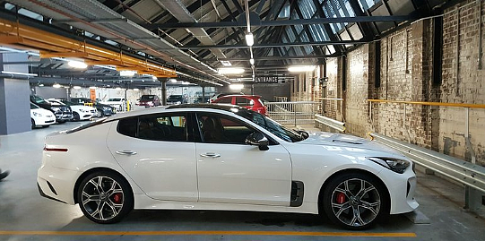年度最受关注车型2017款Kia Stinger现身悉尼 最新车照及规格细节抢先看！ - 3