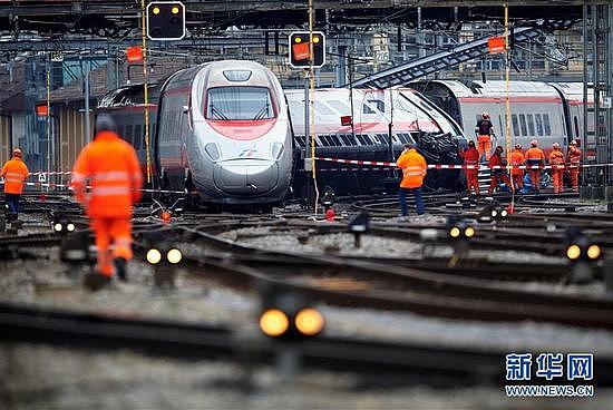 瑞士卢塞恩发生火车脱轨事故致7人受伤 - 3