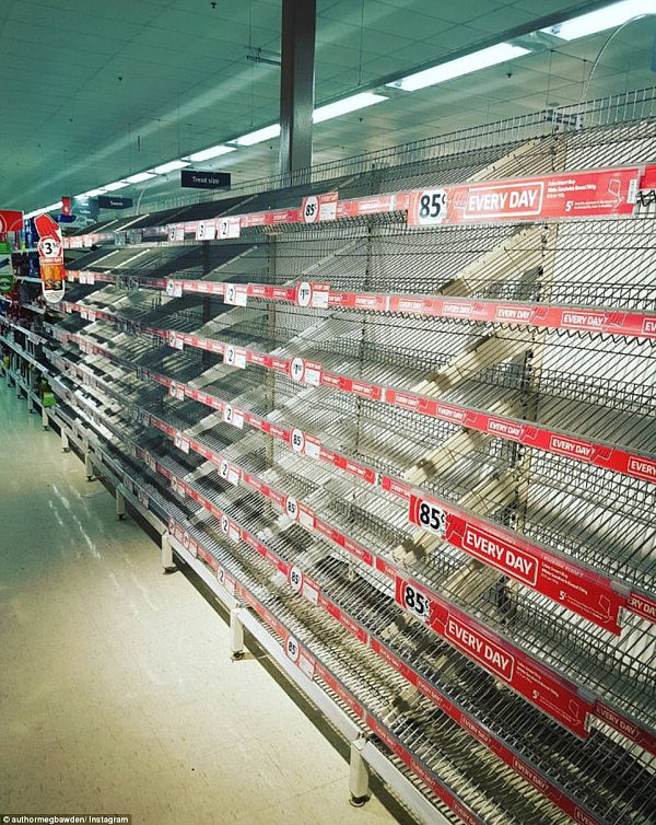 超强热带气旋Debbie即将登陆昆州 超市货架被一扫而空 上百所学校被关闭 州长警告：逃生窗口正在关闭！（视频） - 5