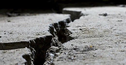 31754-earthquake-facebook.800w.tn.jpg,0