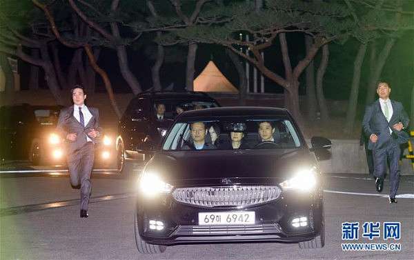 朴槿惠被押往看守所画面曝光，面容憔悴，成韩国史上入看守所前总统第三人（组图） - 5