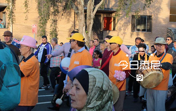 直播：上千华人走上街头，强烈抵制修改《反种族歧视法》18C！“反对种族主义！”“我们是一家人！”（视频） - 31