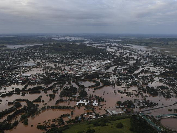 新州昆州多地被洪水淹没 民众无家可归 新州2人遇难 昆州4人下落不明 （组图） - 3