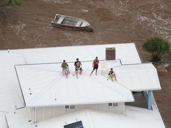 新州昆州多地被洪水淹没 民众无家可归 新州2人遇难 昆州4人下落不明 （组图） - 8