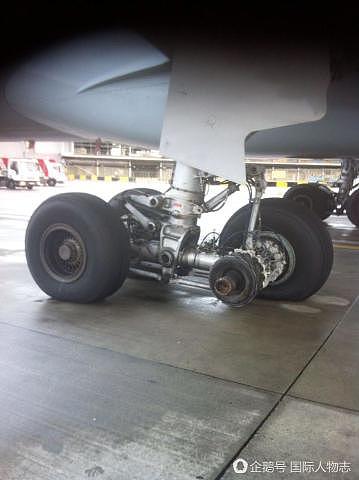 机长不知道飞机掉了一个轮胎 竟然安全着陆(组图) - 1