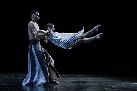 悉尼舞蹈团2017季度双剧目新作《ORB》全球首演回顾 - 2