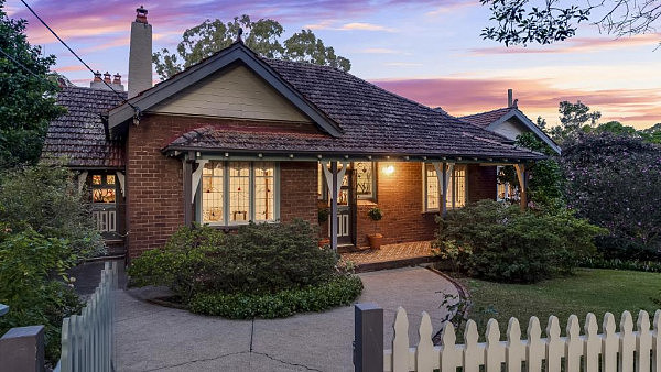 一年内房屋中位价涨7%、公寓价格狂飙20.2%！悉尼Roseville房市火爆 “老房子”40多年首次上市叫价$325万！(图) - 3