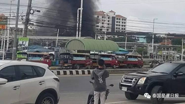 恐怖袭击！泰国北大年超市发生大爆炸，58人受伤！100辆汽车受损！ - 7