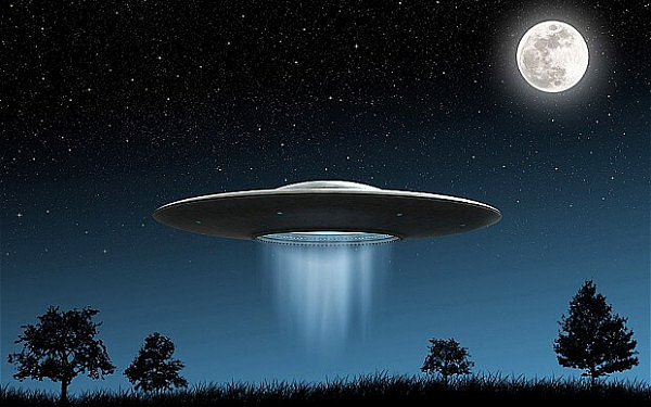 Cardwell UFO Festival .jpg,0