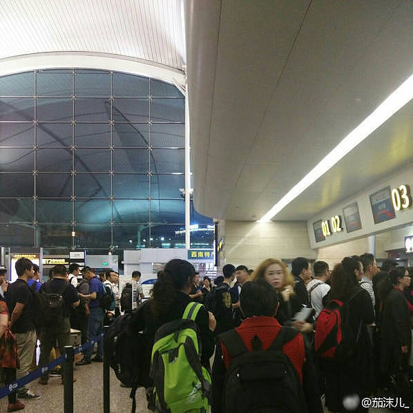 重庆机场一晚遭无人机干扰两次 多个航班受影响（组图） - 8