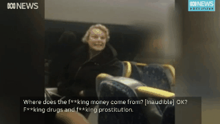 “Made in China！”悉尼金发女火车上狂飙脏话辱骂亚裔乘客：“你xxx脑子里装的都是垃圾！”（视频） - 5