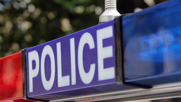 悉尼女子连加8次“霸王油”遭逮捕 或涉多项罪名 - 3