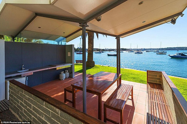 三面环海 270度无敌海景！悉尼一海滨公寓标价$210万！（图） - 7