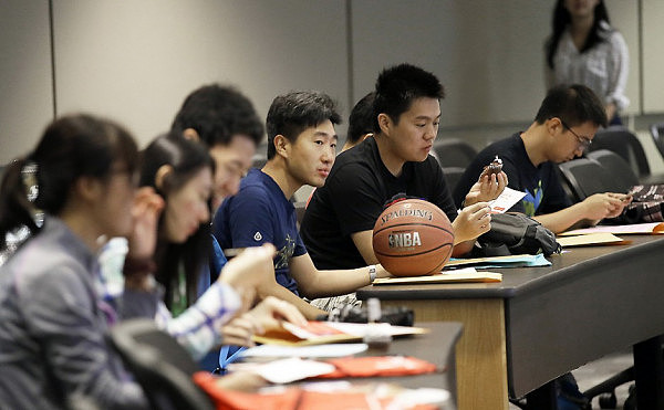 Chinese-Students-US-Big-940x580.jpg,0