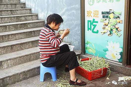 这大概是全世界最傻的餐厅，两年没收过客人一分钱（图） - 16