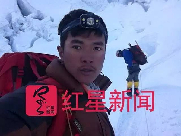 两名男子登珠峰倒在海拔8600米雪地上 上百人路过竟无人救援（组图） - 2