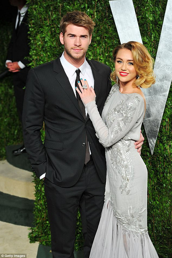 Are they eloping? According to fresh claims Miley Cyrus, 24, and Liam Hemsworth, 27, are finally tying the knot