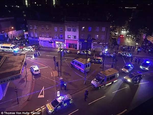 伦敦再次遭遇疑似恐怖袭击！清真寺外撞人，一人死亡，十余人受伤！恐怖主义，可能就在你我身边！ - 5