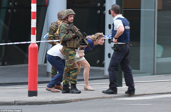 比利时布鲁塞尔中央火车站发生爆炸 确认为恐袭！ - 3