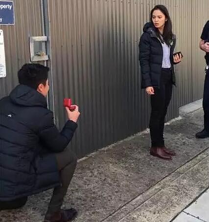 华裔小哥的车被澳洲警察拦下，疑似盗车，结果惊喜的事发生了 - 5