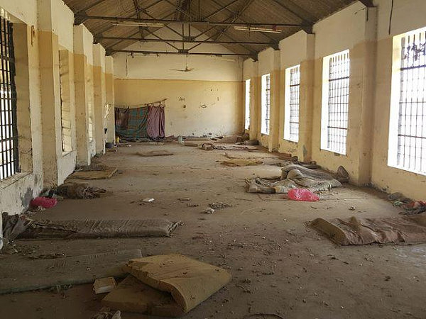美国阿联酋在也门虐囚遭曝光 囚犯被架在火上烤（组图） - 3