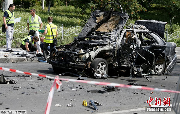 乌克兰国防部情报高官遇恐怖袭击    惨遭汽车爆炸身亡 （组图） - 2