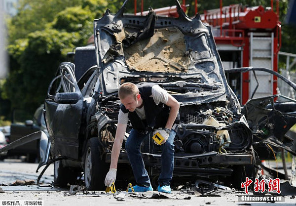 乌克兰国防部情报高官遇恐怖袭击    惨遭汽车爆炸身亡 （组图） - 1