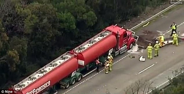悉尼M1又发生大规模拥堵 事故现场附近交通一度中断 司机被建议绕道而行 - 2