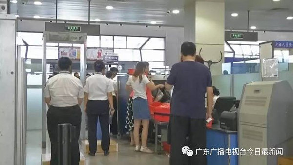 刷脸坐飞机！中国首个人脸识别登机系统已启用（组图） - 4