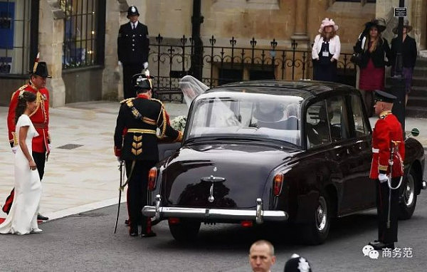 英国女王才是真正的老司机   细数开过的豪车（组图） - 15