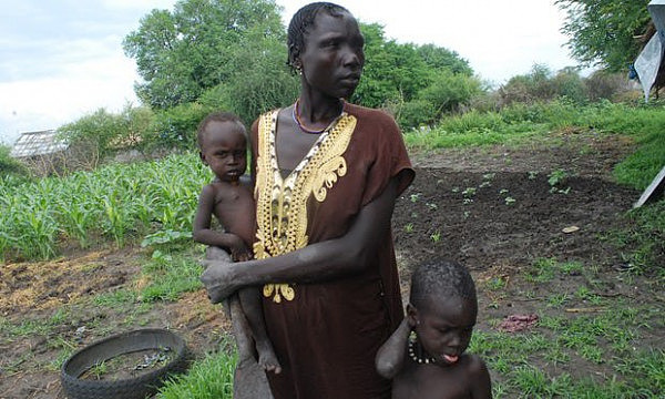 “我把小女儿埋在灌木下”：南苏丹的饥饿和悲伤（组图） - 1