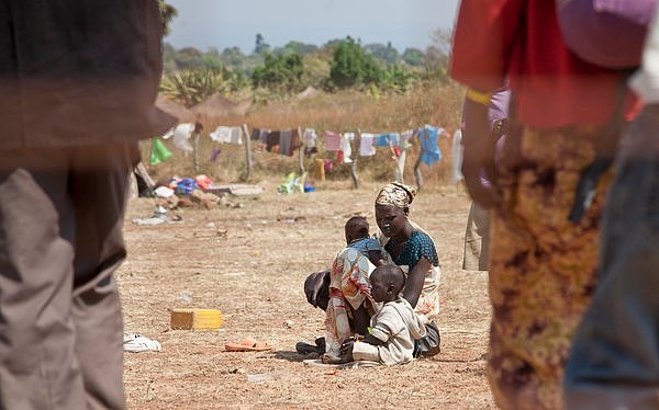 “我把小女儿埋在灌木下”：南苏丹的饥饿和悲伤（组图） - 5