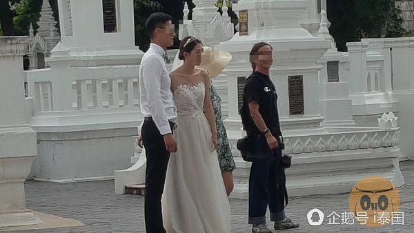 中国情侣在泰国佛塔拍婚纱照 遭泰国网民痛批（组图） - 3