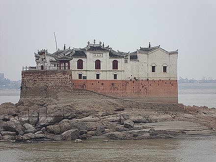 震撼！中国700年古建筑洪水中屹立不倒，其实真相是出人意料（视频） - 7