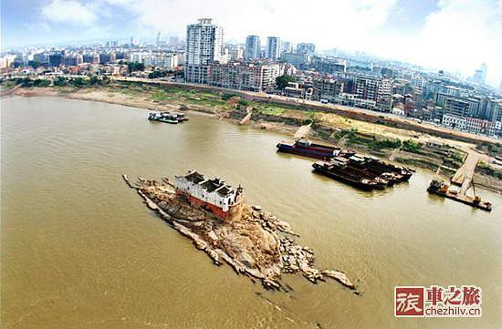 震撼！中国700年古建筑洪水中屹立不倒，其实真相是出人意料（视频） - 8